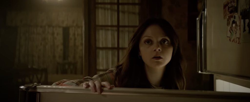Deena is the final girl in night of the reaper.