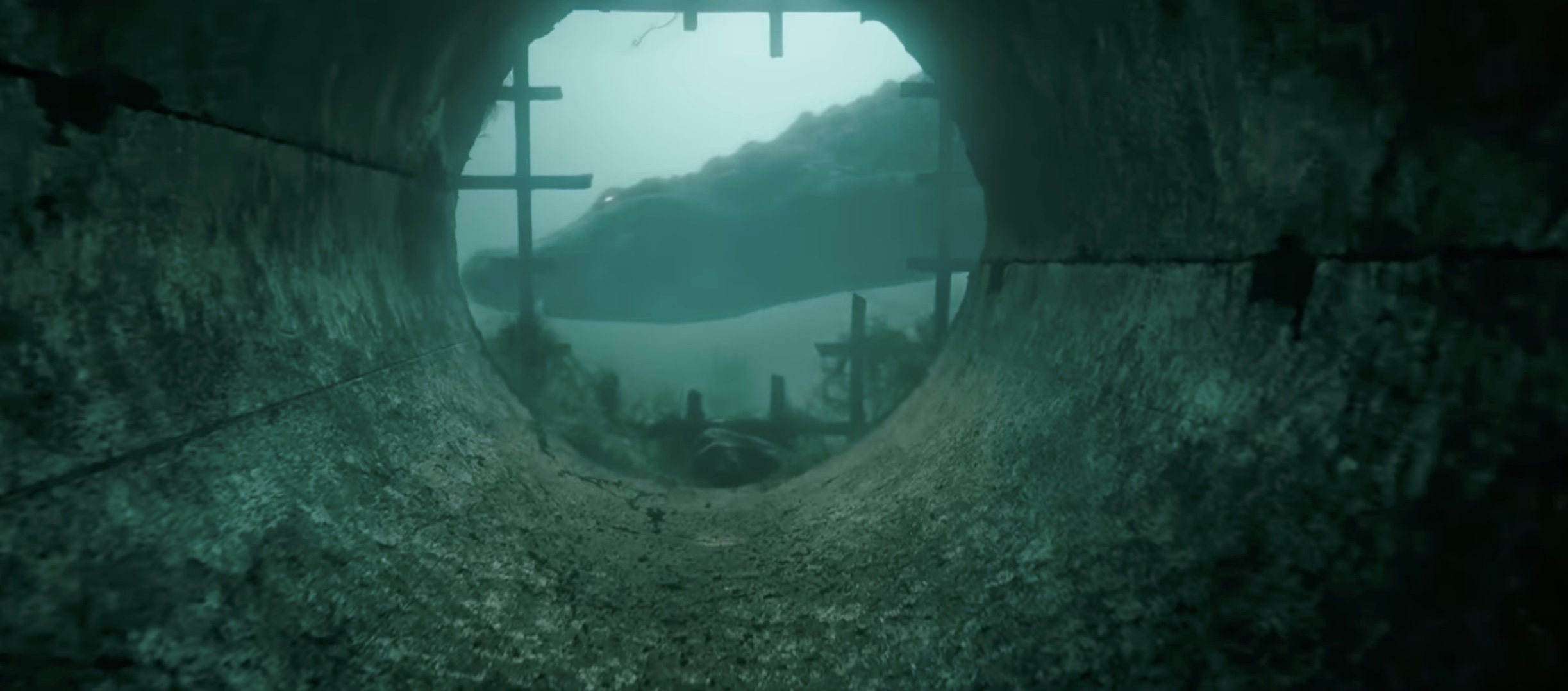 Crawl: Alligators in a Hurricane