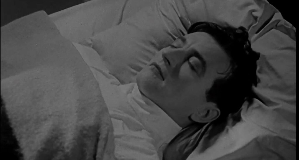 Griffin becoming visible in death in the invisible man.